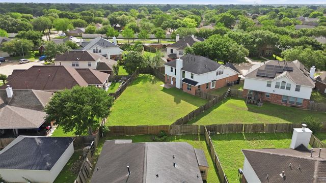 7335 Slippery Elm Lane, Houston, TX 77095