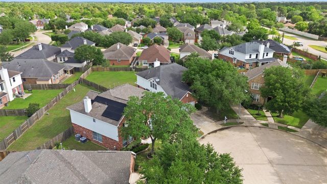 7335 Slippery Elm Lane, Houston, TX 77095