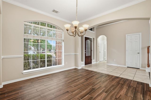 7335 Slippery Elm Lane, Houston, TX 77095