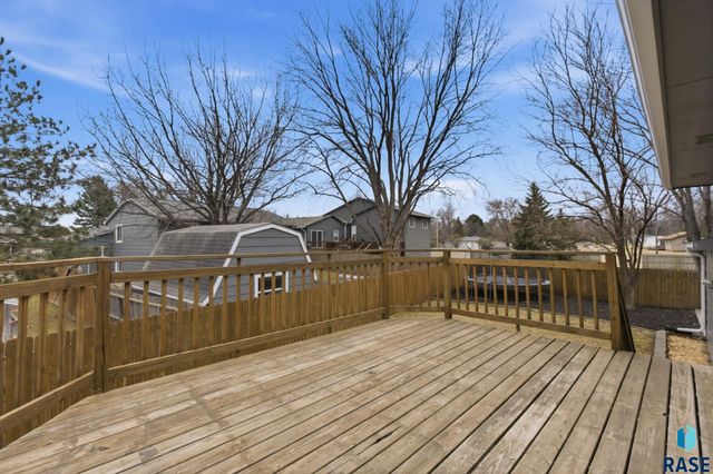 3304 S Steven Cir Circle, Sioux Falls, SD 57106