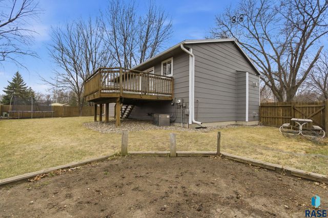 3304 S Steven Cir Circle, Sioux Falls, SD 57106