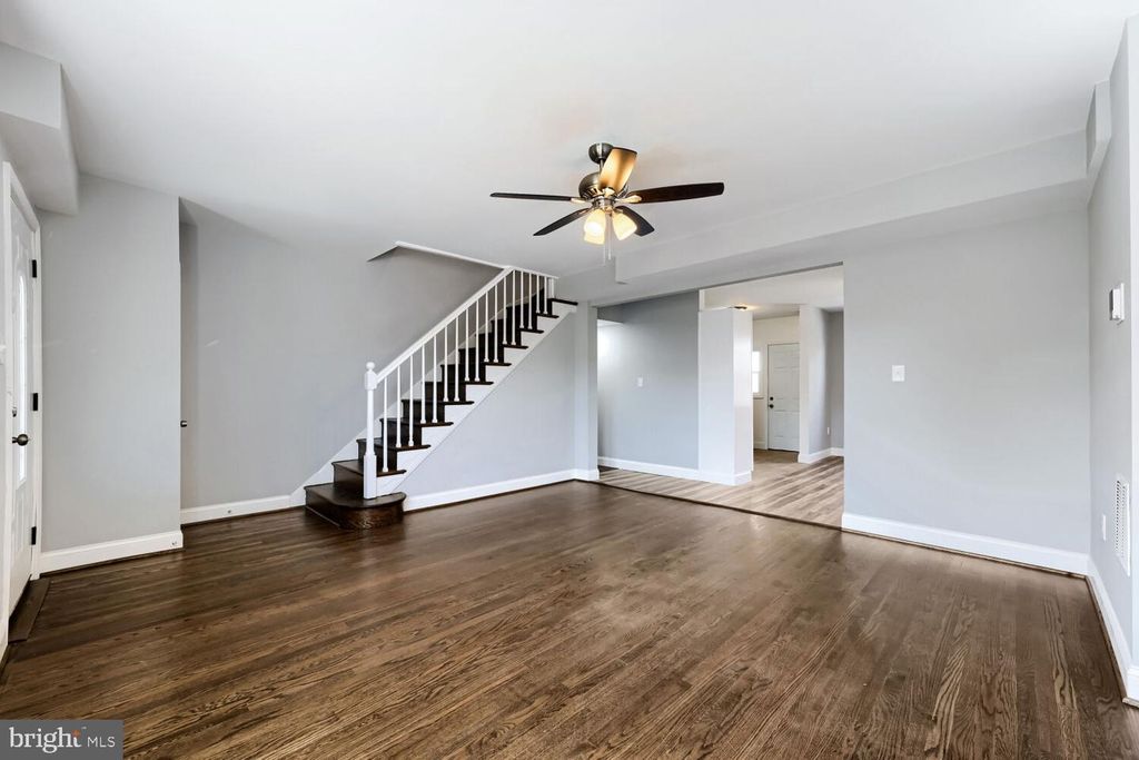 Image 5 of property listing at 38 N BERNICE AVE, Baltimore, MD 21229