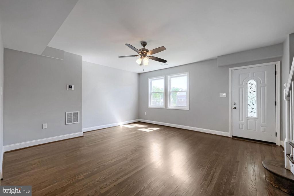 Image 6 of property listing at 38 N BERNICE AVE, Baltimore, MD 21229
