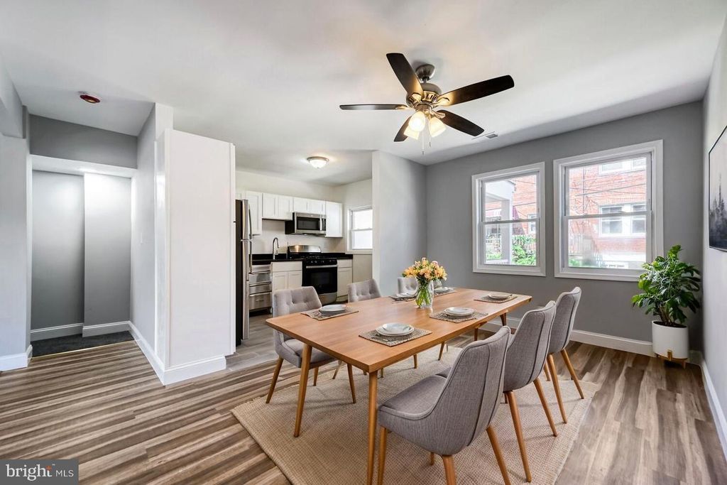 Image 8 of property listing at 38 N BERNICE AVE, Baltimore, MD 21229