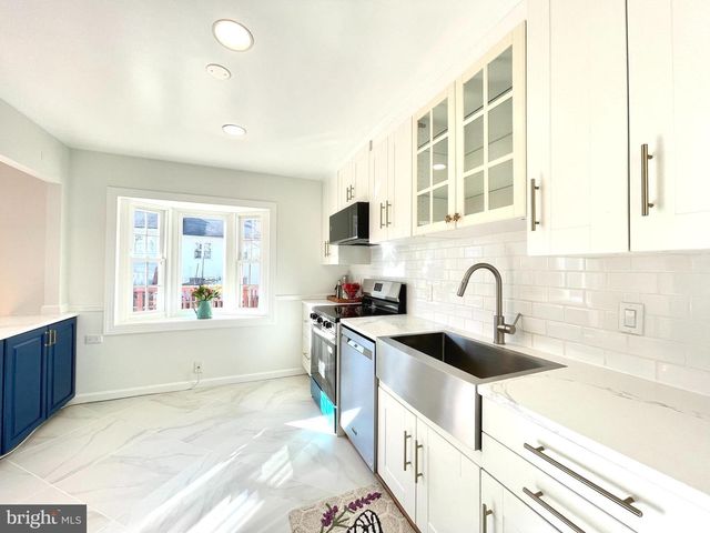 27 CHANTILLY CT, Rockville, MD 20850