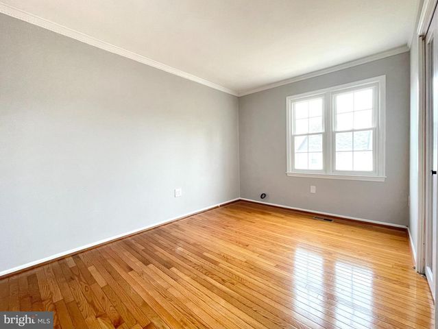 27 CHANTILLY CT, Rockville, MD 20850