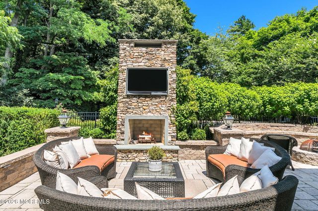 94 N Mitchell Place, Little Silver, NJ 07739