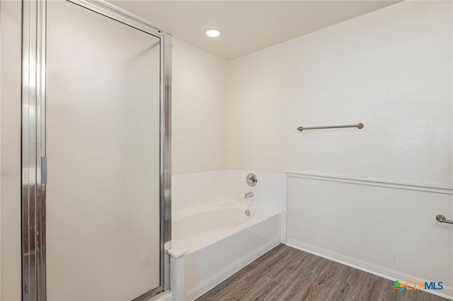 2215 Dry Creek Drive, Round Rock, TX 78681