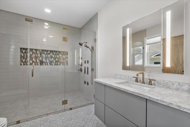 335 DEER MEADOW DRIVE, Fredonia, WI 53021