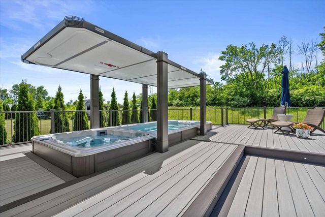 335 DEER MEADOW DRIVE, Fredonia, WI 53021