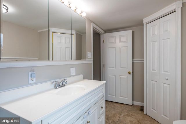 150 WATER ST, Oley, PA 19547