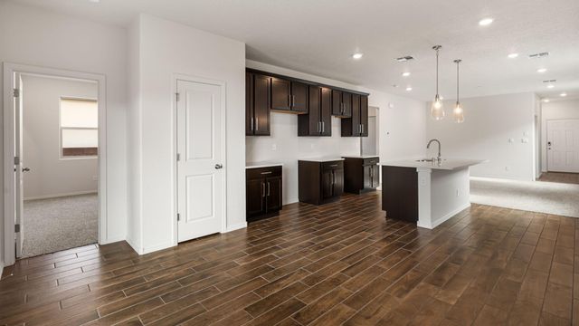 1485 Calle Oeste NW, Los Lunas, NM 87031