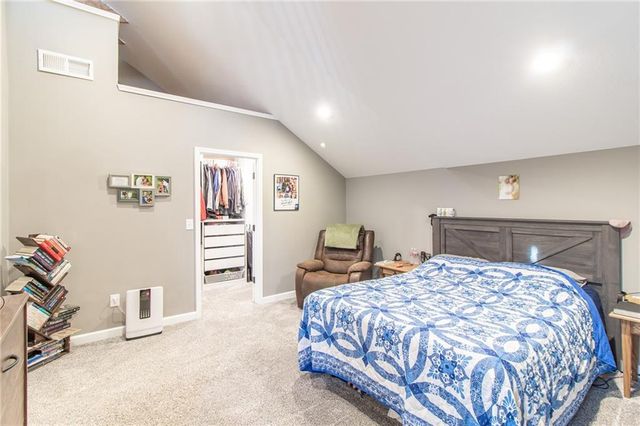 403 N Devasher Road, Warrensburg, MO 64093