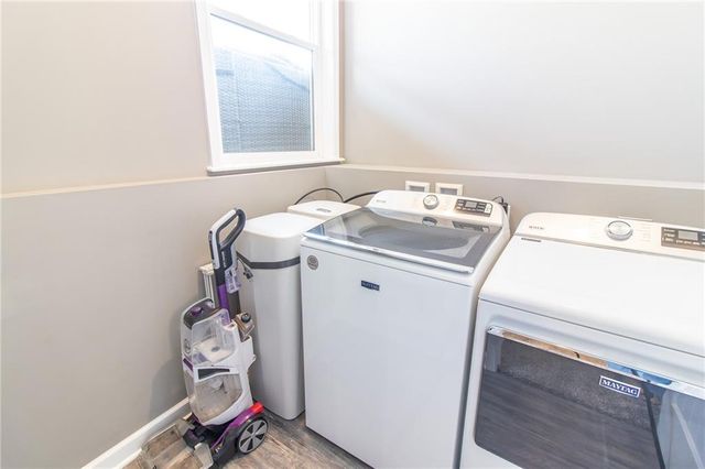 403 N Devasher Road, Warrensburg, MO 64093