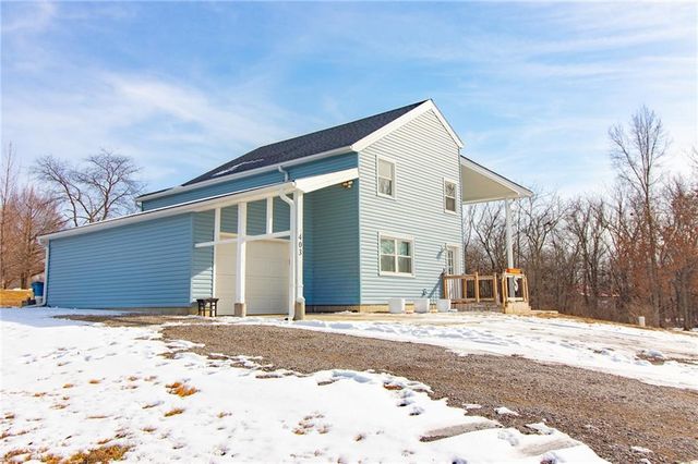 403 N Devasher Road, Warrensburg, MO 64093