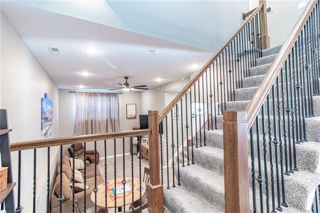 403 N Devasher Road, Warrensburg, MO 64093