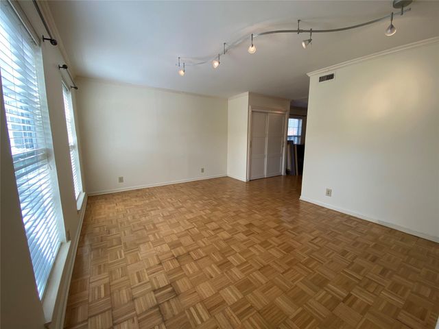 6103 Bullard DR 1, Austin, TX 78757