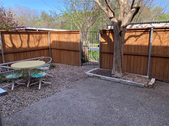 6103 Bullard DR 1, Austin, TX 78757