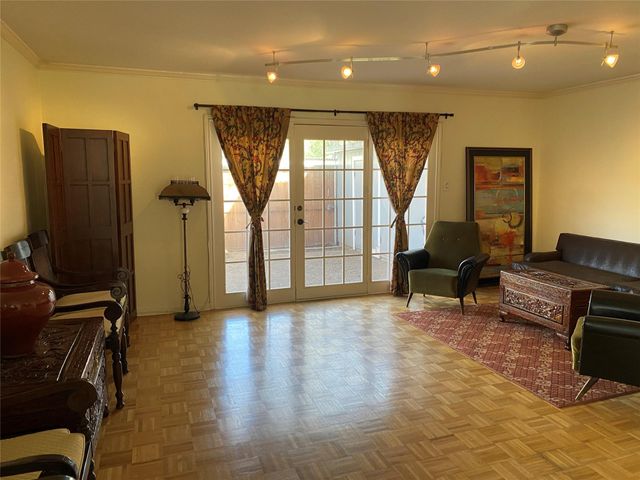 6103 Bullard DR 1, Austin, TX 78757