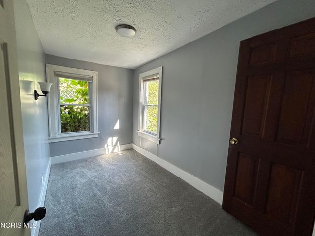 440 5th Street, Toledo, OH 43605