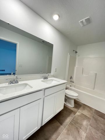 5815 Sunstone Road, Indianapolis, IN 46239