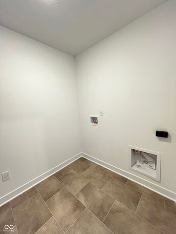 5815 Sunstone Road, Indianapolis, IN 46239