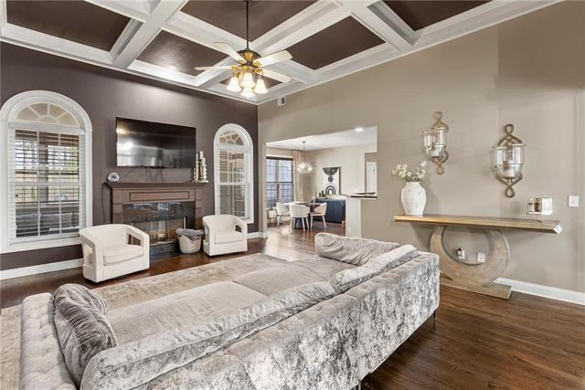 1358 Tamarack Lakes Drive, Powder Springs, GA 30127