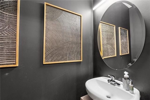 1358 Tamarack Lakes Drive, Powder Springs, GA 30127