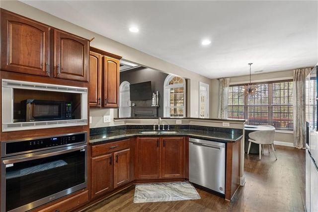 1358 Tamarack Lakes Drive, Powder Springs, GA 30127