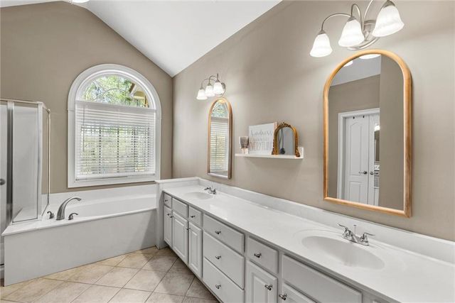 1358 Tamarack Lakes Drive, Powder Springs, GA 30127