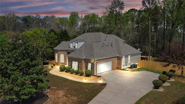 1358 Tamarack Lakes Drive, Powder Springs, GA 30127