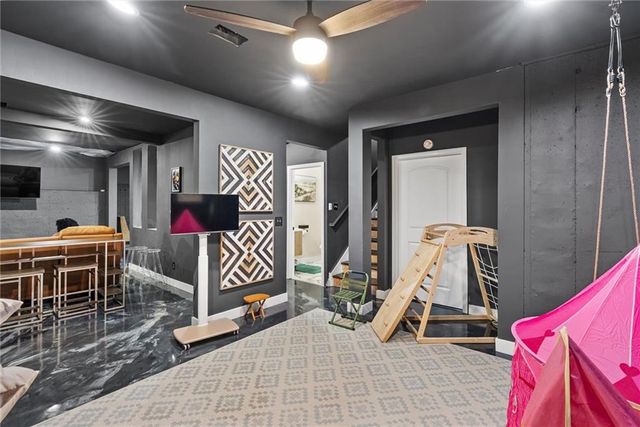 1358 Tamarack Lakes Drive, Powder Springs, GA 30127