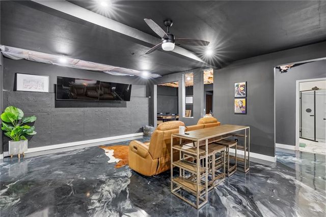 1358 Tamarack Lakes Drive, Powder Springs, GA 30127