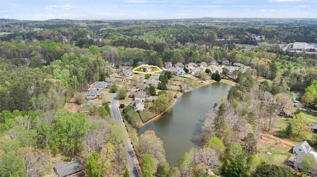 1358 Tamarack Lakes Drive, Powder Springs, GA 30127