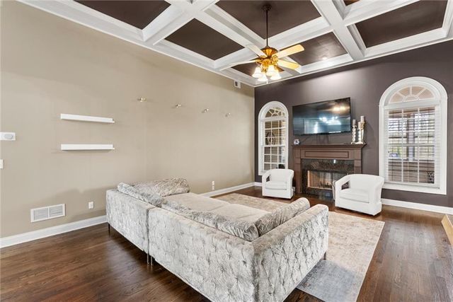 1358 Tamarack Lakes Drive, Powder Springs, GA 30127