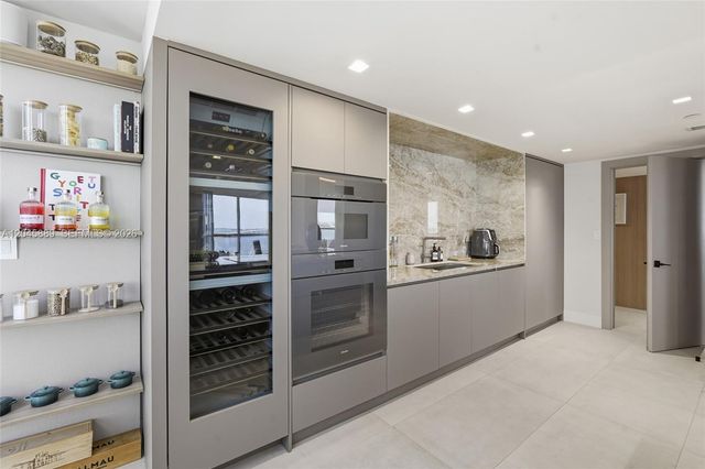 2025 Brickell Ave 1401, Miami, FL 33129