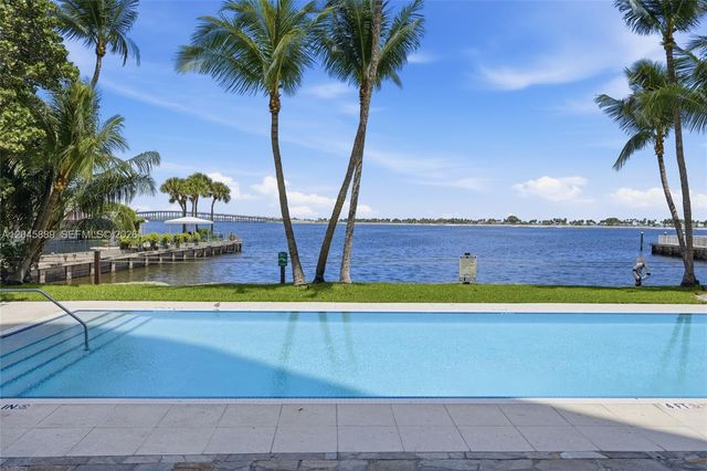 2025 Brickell Ave 1401, Miami, FL 33129