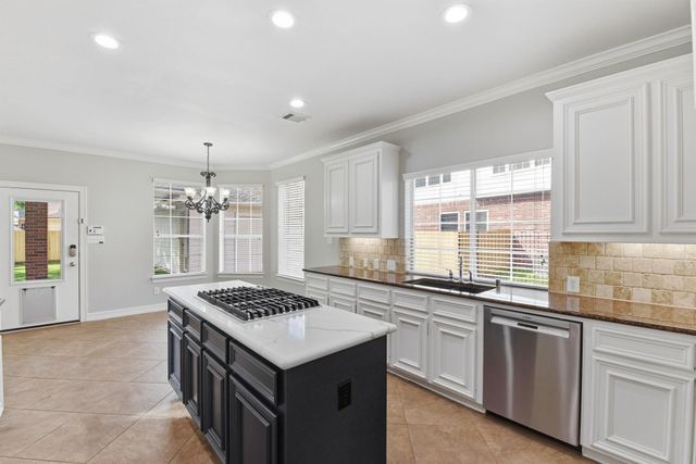 3922 Bivins Lake Circle, Richmond, TX 77406