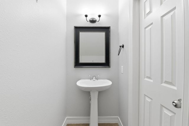 3922 Bivins Lake Circle, Richmond, TX 77406