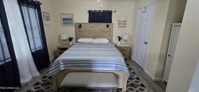 306 4th Street, Biloxi, MS 39530