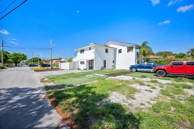 5800 SW 20th St, Miami, FL 33155