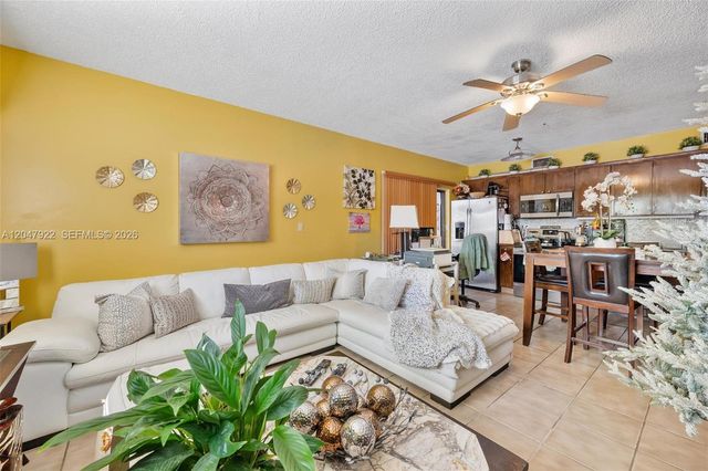 5800 SW 20th St, Miami, FL 33155