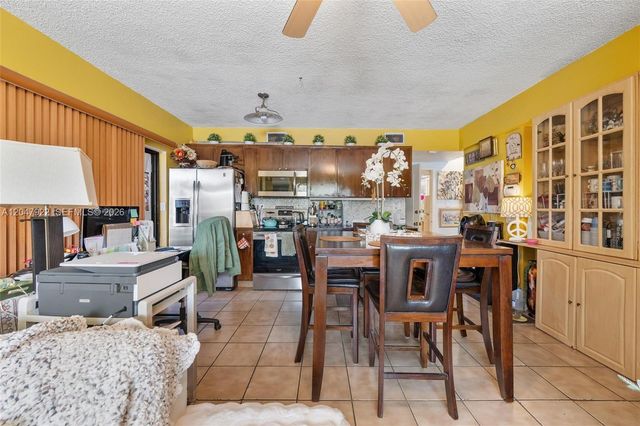 5800 SW 20th St, Miami, FL 33155