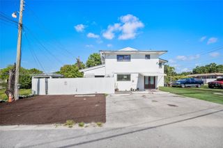 5800 SW 20th St, Miami, FL 33155
