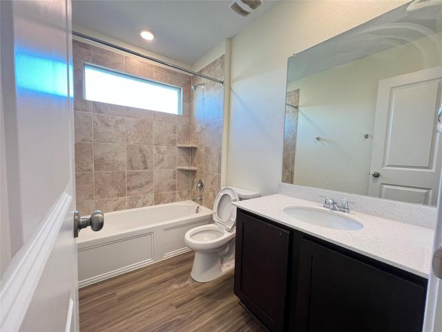 102 Wolseley DR, Hutto, TX 78634