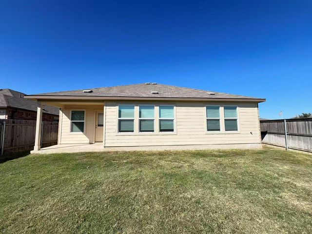 102 Wolseley DR, Hutto, TX 78634