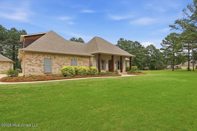 304 Kitty Hawk Circle, Brandon, MS 39047
