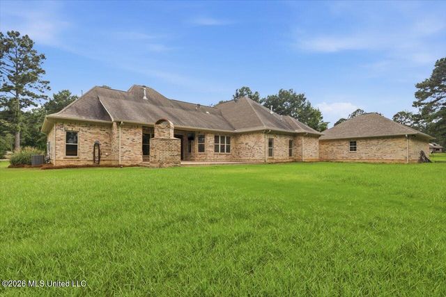 304 Kitty Hawk Circle, Brandon, MS 39047