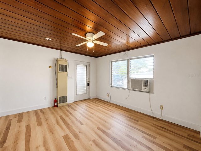 501 AVENUE G SE, Winter Haven, FL 33880