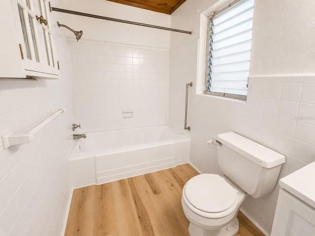 501 AVENUE G SE, Winter Haven, FL 33880